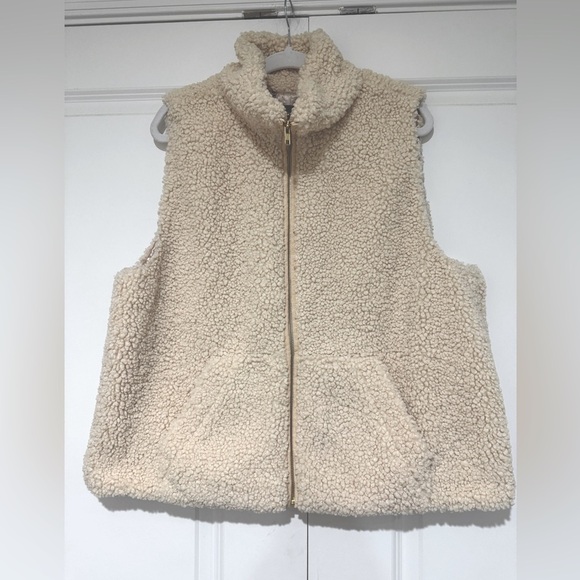 NWOT J Crew Plush Teddy Sherpa Vest sz L TOP RATED BA526 - Picture 9 of 10